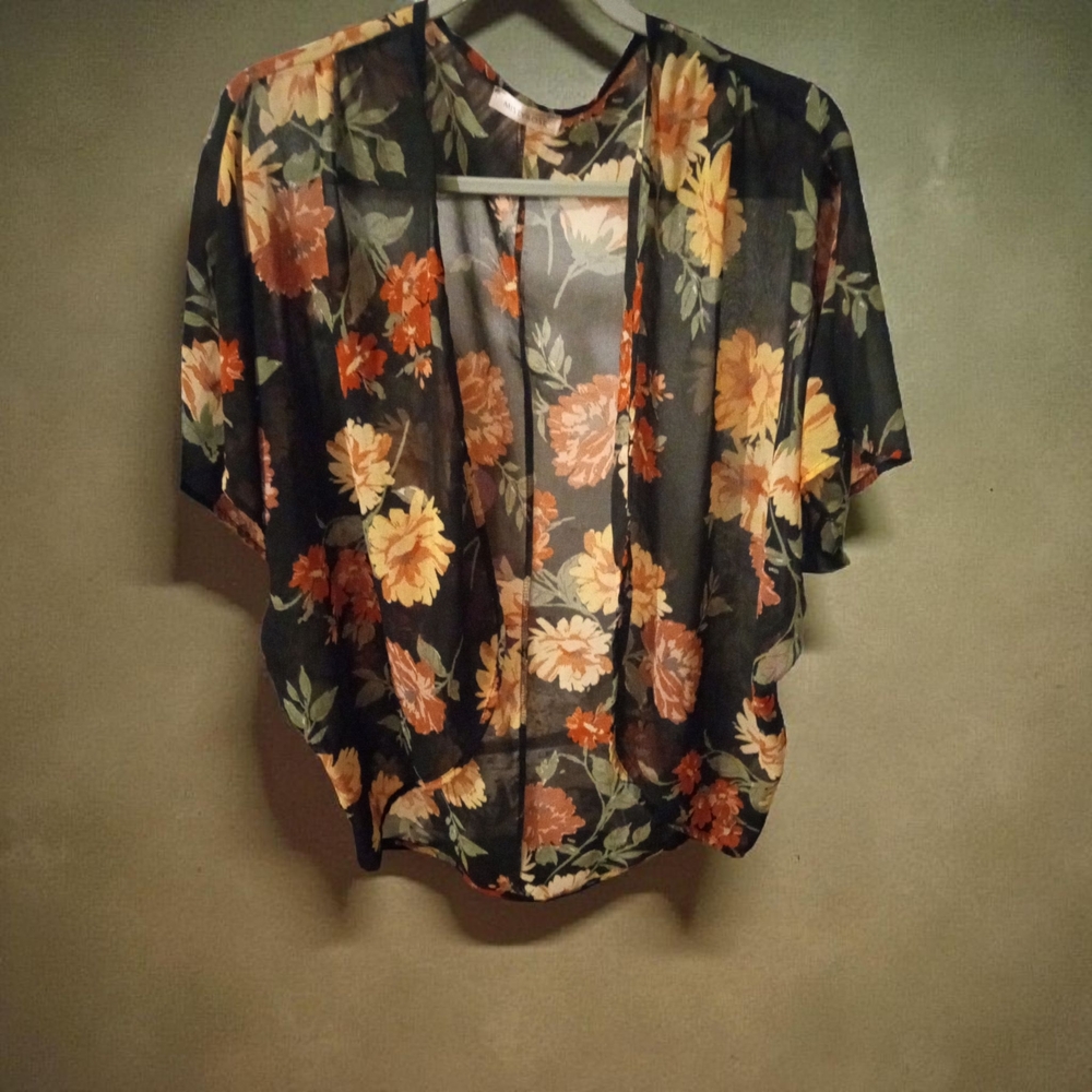 Knox Rose Black and Orange Floral Kimono Top